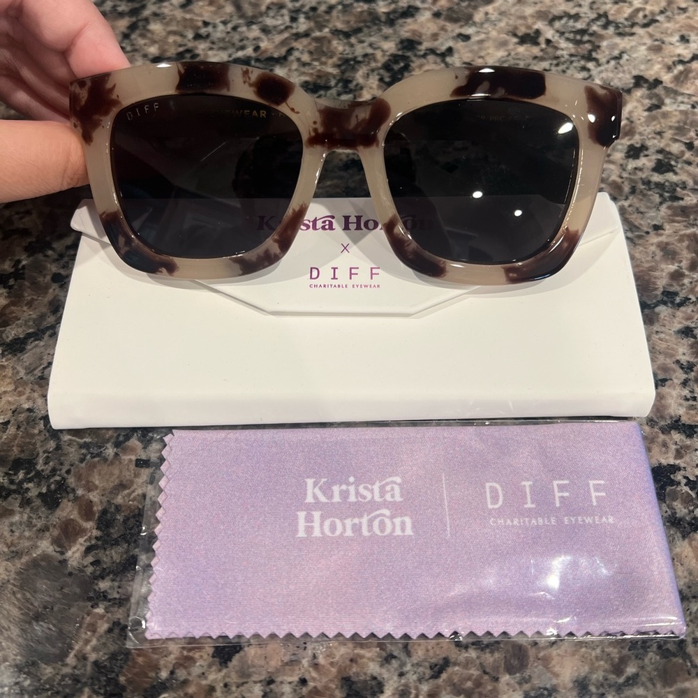 Sold Out - Krista Horton x Diff, The Kamp, Polarized Sunglasses